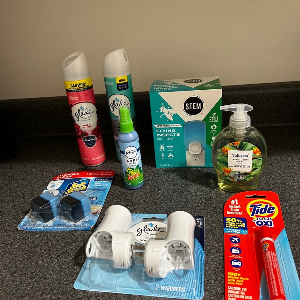 Free Shipping-Household Items- Glade Air Freshener and Softsoap Hand Soap Set